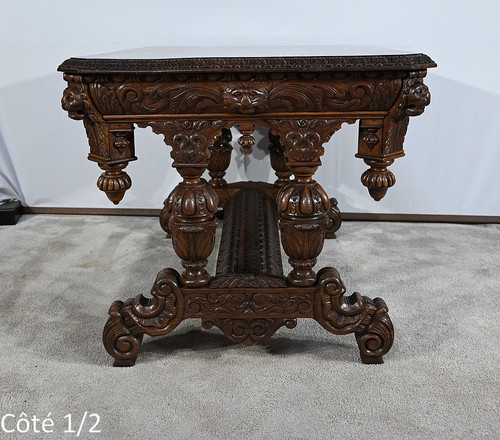 Desk table in the Gothic Renaissance style - Late 19th century