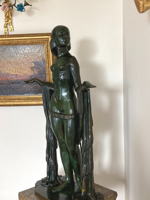 Sculpture De Femme En Bronze, Signée De Marcel Rau (belgique)