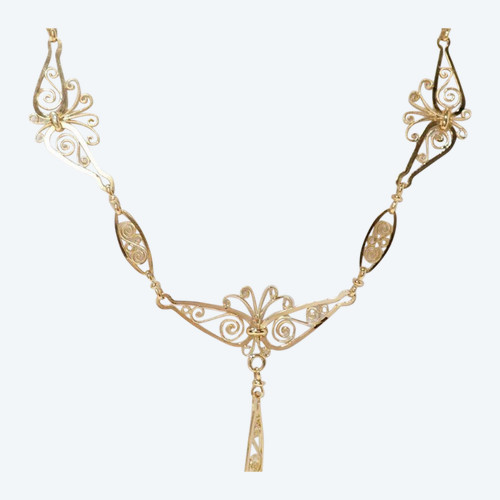 Drapery Necklace In Yellow Gold