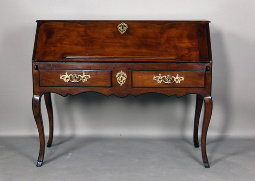 Donkey's Back Desk In 18th Century Walnut