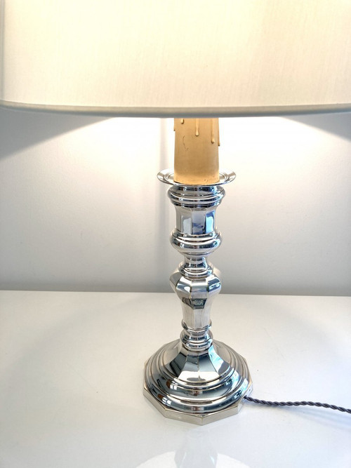 Großer Kerzenhalter als Lampe, Silbermetallic