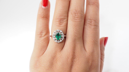 Entourage Ring In White Gold, Oval Emerald And Diamonds