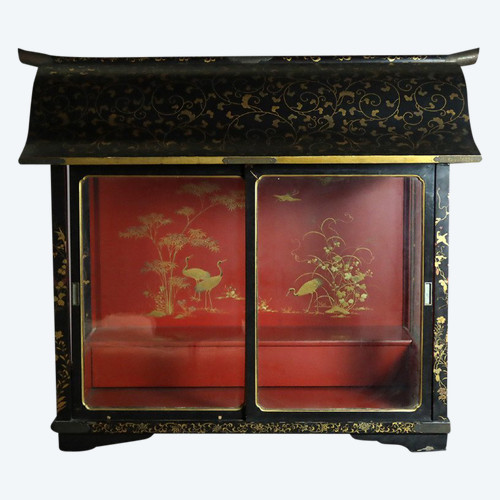 19th Century Japanese Lacquer Display Case