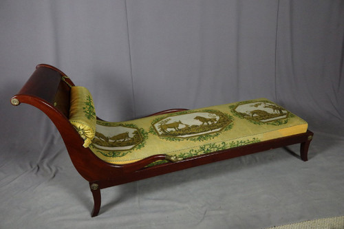 Empire Style Daybed