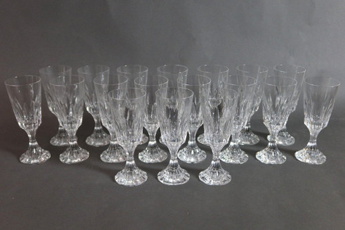 Service de verres Baccarat modèle