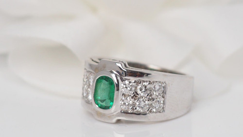 White Gold, Emerald And Diamond Ring