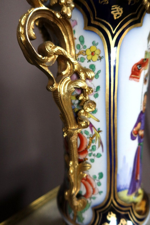 Pair Of Lamps In Bayeux Porcelain And Gilt Bronze 19th Century