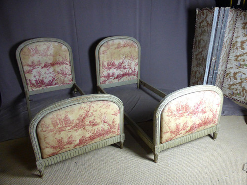 Louis XVI Bedroom Furniture