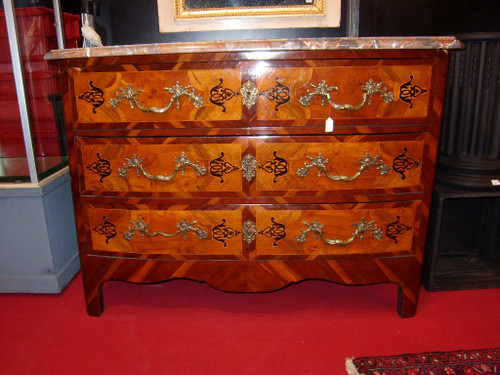 chest of drawers in Louis XIV period marquetry