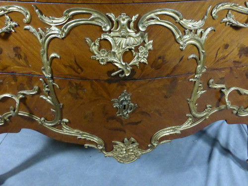 Grande Commode Louis XV époque XIXe