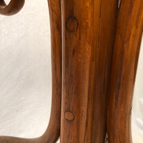 Parrot coat rack, curved wood, art nouveau period (Jacob & Josef Kohn?)