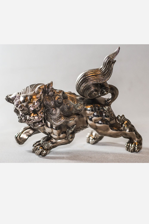 Small sculpture of a Guardian Lion, “Lion de Fo”, “Chien de Fo”.