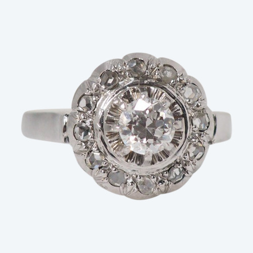 Anello Marguerite in oro bianco e platino con diamanti