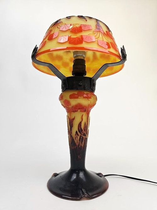 Le Verre Français Art Deco Pilzlampe „Amourettes“