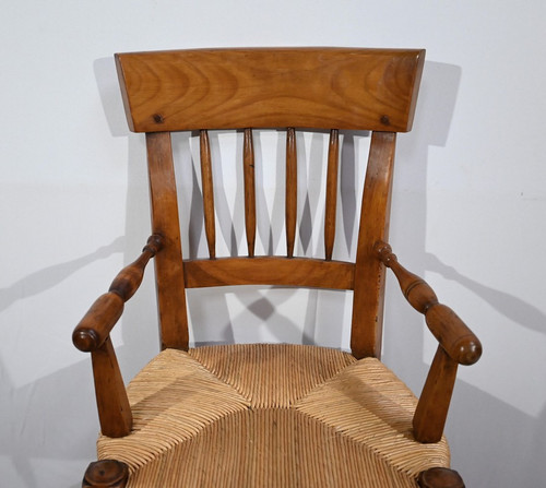 Child's High Chair in Cherry - Mid-19th Century