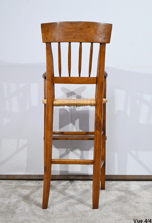 Child's High Chair in Cherry - Mid-19th Century