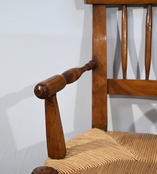 Child's High Chair in Cherry - Mid-19th Century