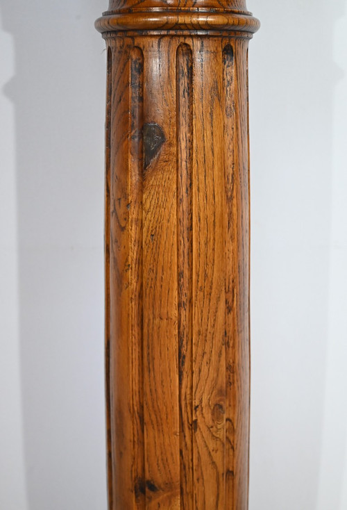 Important Column in Solid Oak – 1900