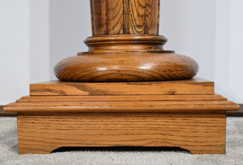 Important Column in Solid Oak – 1900