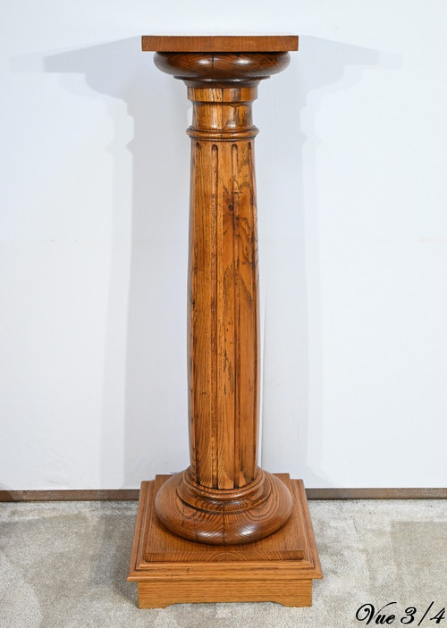 Important Column in Solid Oak – 1900