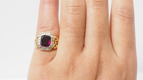 Ring In Yellow Gold, Garnet And Rose Cut Diamonds