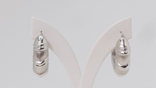 Hoop Earrings In White Gold