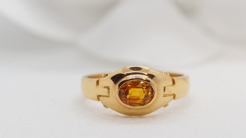 Anello in oro giallo e citrino ovale