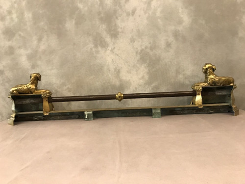 Fireplace bar, 19th century bronze fireplace bar decorated with dogs