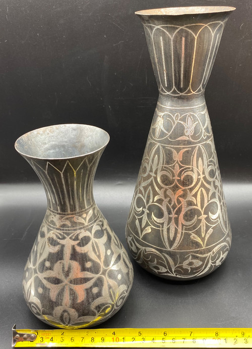 IRANIAN VASES DINANDERIES