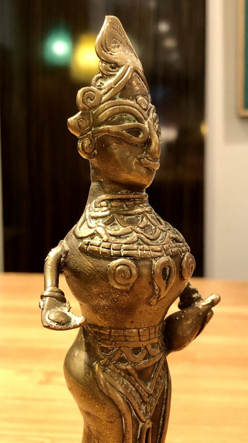 India, Bay of Bengal, Early 20th century, Dokhra statuette of Divinity.