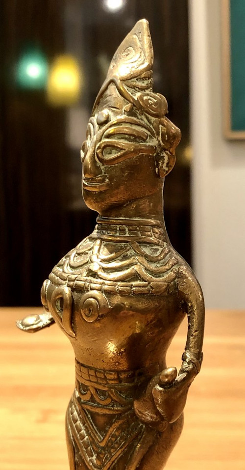 India, Bay of Bengal, Early 20th century, Dokhra statuette of Divinity.