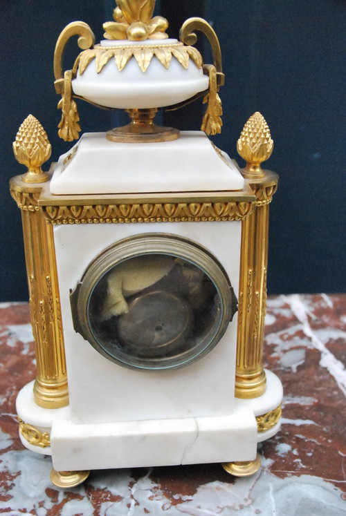 Marble and bronze clock, Louis XVI period