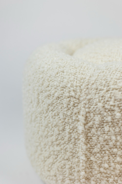 Pouf with white curls, contemporary work