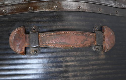 Secretary trunk, mahogany interior, stamped Innovation - 1900