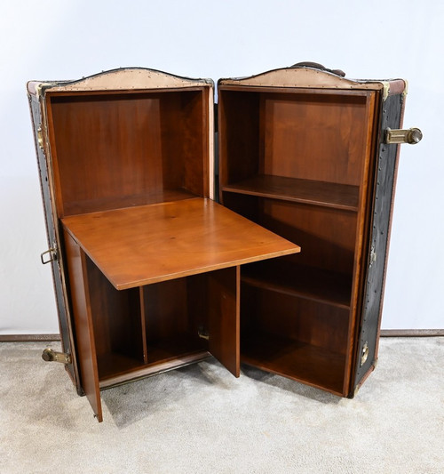 Secretary trunk, mahogany interior, stamped Innovation - 1900