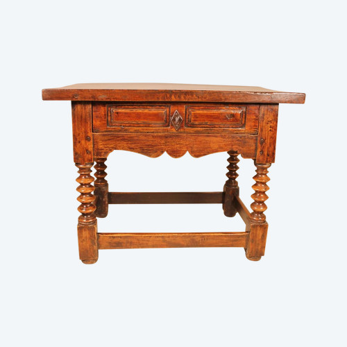 Spanish Table In Walnut Circa 1600