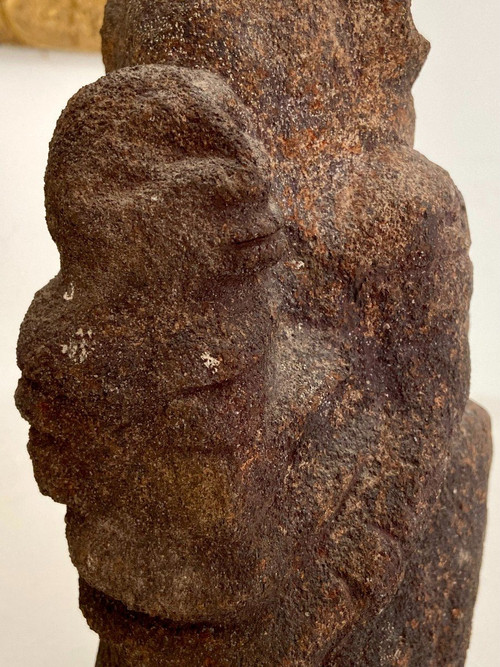 Mali, Peuple Dogon, Sculpture En Pierre Maternité.