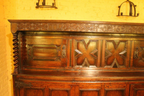 English Buffet Period James II 17 ° Century In Oak