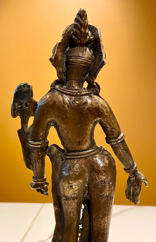 Tibet, Première Moitié Du XXème Siècle, Statuette De Tara En Bronze.