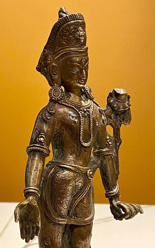 Tibet, Première Moitié Du XXème Siècle, Statuette De Tara En Bronze.