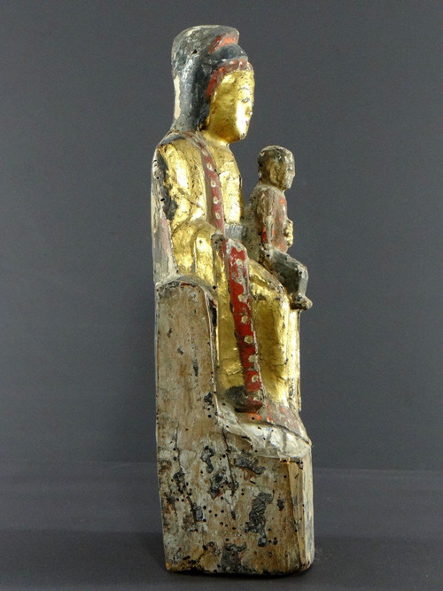 China, späte Ming-Zeit, beginnende Qing-Zeit, 17. Jahrhundert, Kouan-Yin-Statue aus lackiertem und vergoldetem Holz.