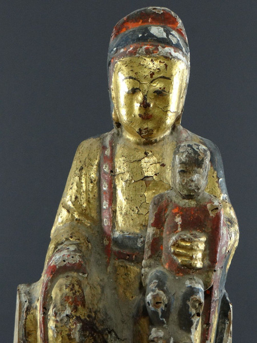 China, späte Ming-Zeit, beginnende Qing-Zeit, 17. Jahrhundert, Kouan-Yin-Statue aus lackiertem und vergoldetem Holz.