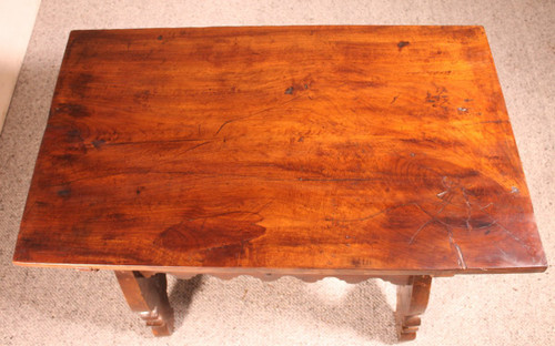 17th Century Spanish Table In Walnut