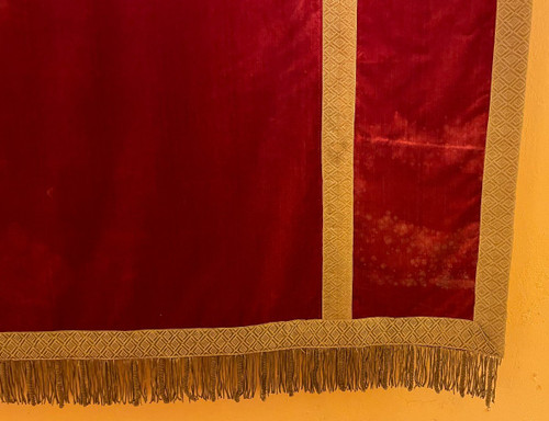 Back Of Altar-italy-19th Century-red Silk Velvet