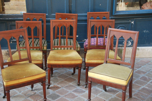 Suite De 8 Chaises En Acajou époque Restauration XIXe siècle