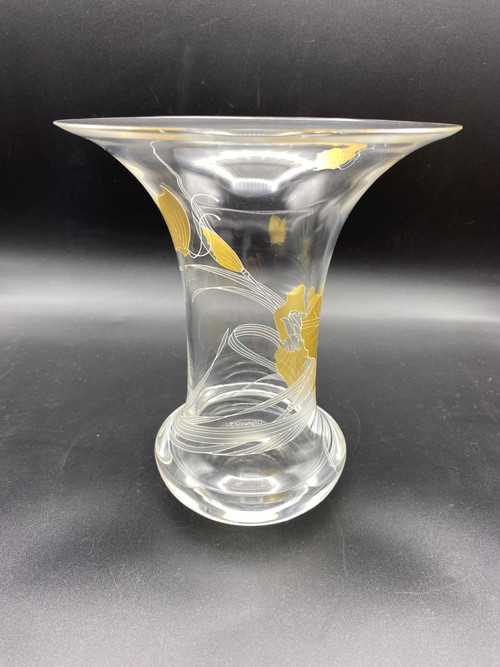 LEONARD CRYSTAL VASE