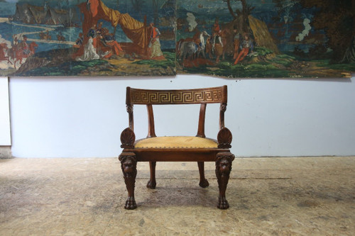 Fauteuil de bureau de style néogrec en noyer, Travail italien vers 1870