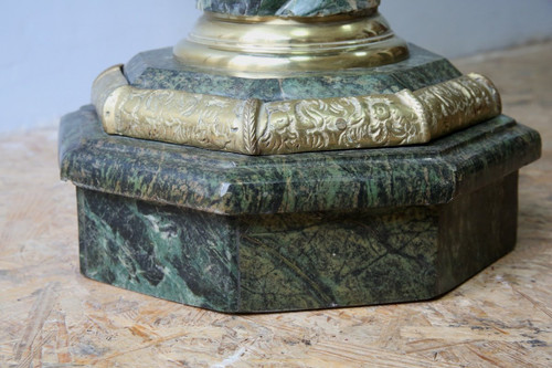 Empire-style pedestal table in green marble and marble marquetry