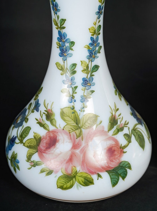 A Pair Of White Opaline Vases Late 19th Century