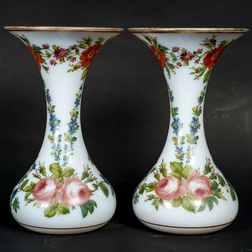 A Pair Of White Opaline Vases Late 19th Century